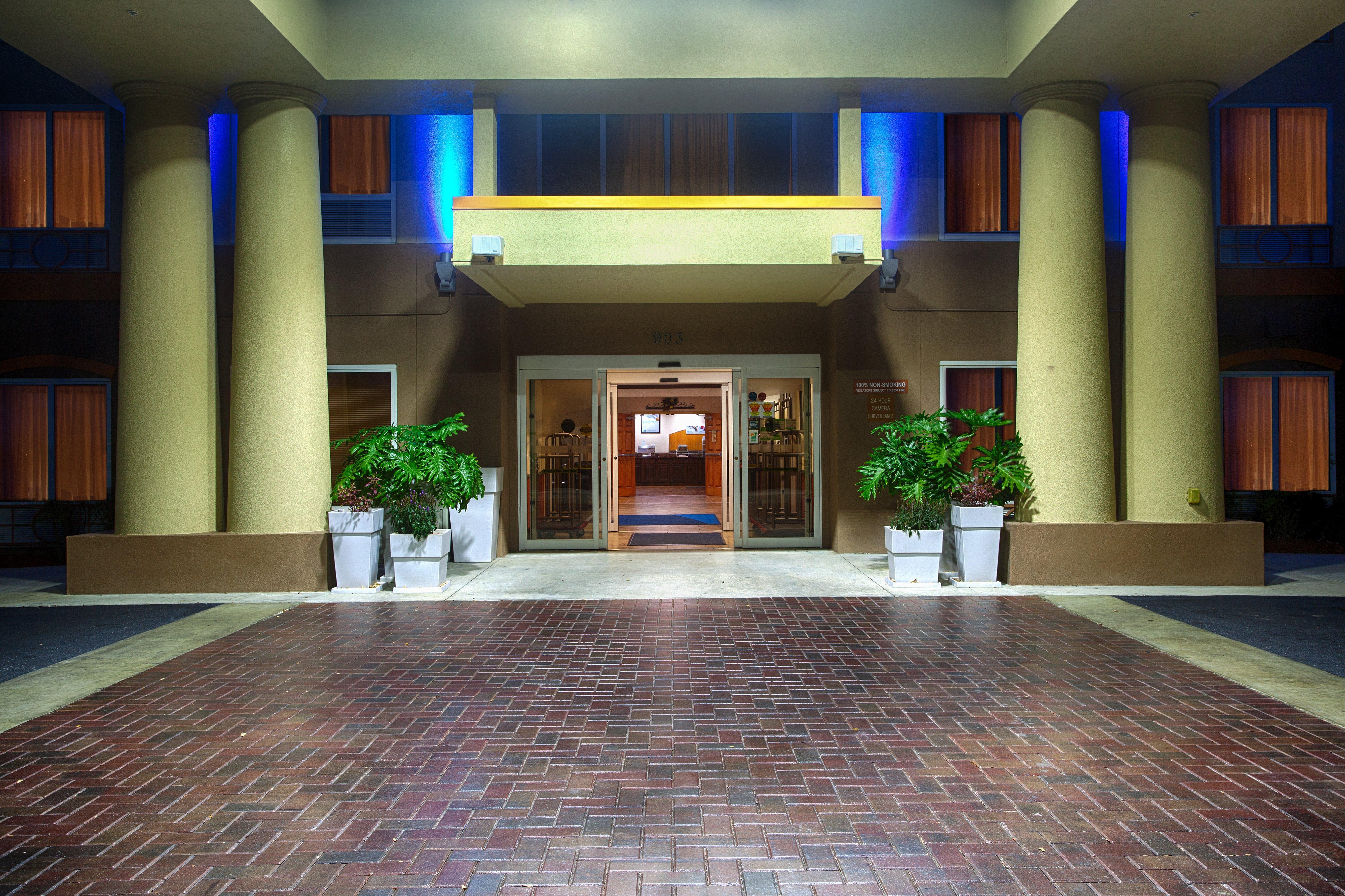 Holiday Inn Express Hotel & Suites Inverness By Ihg Lecanto Экстерьер фото